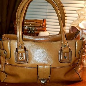 Leather carmel color shoulder bag